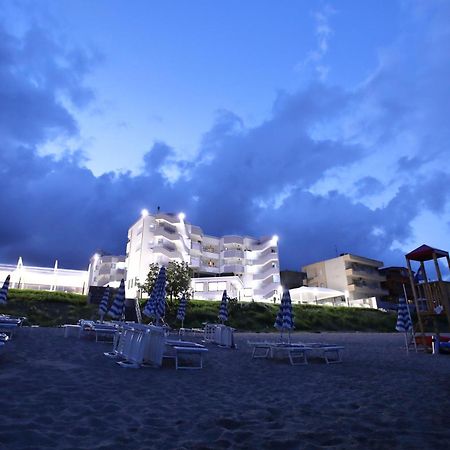 梅利莎酒店 Torre Melissa 外观 照片