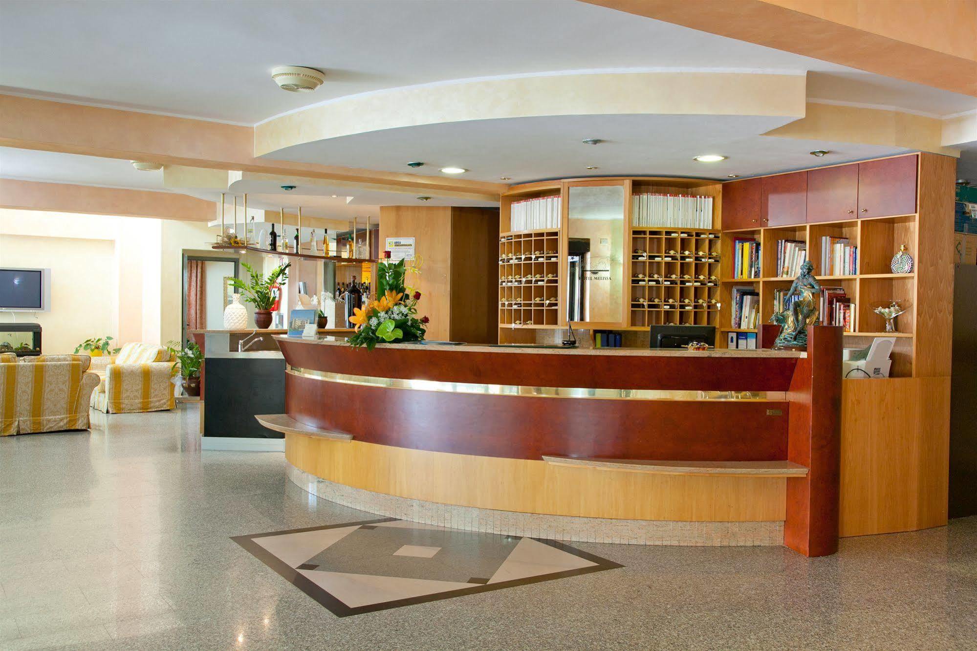 梅利莎酒店 Torre Melissa 外观 照片